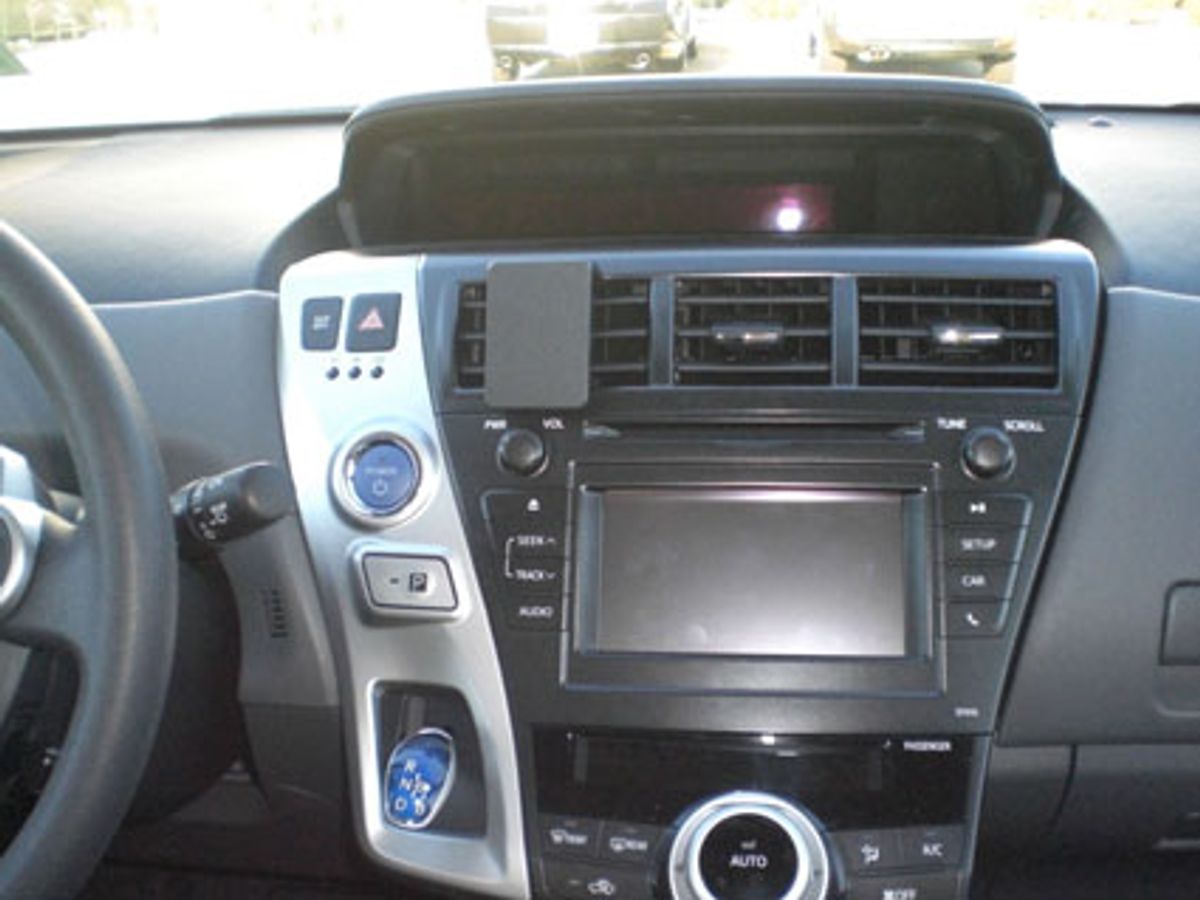 Brodit ProClip 854713 Toyota Prius + 2012-2015 Senter