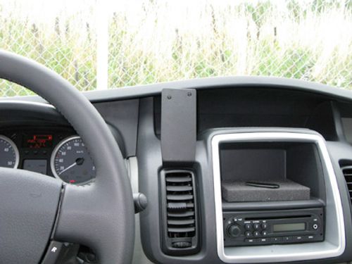 Brodit ProClip 854517 Trafic, Vivaro, Primastar 2011-2014 Senter