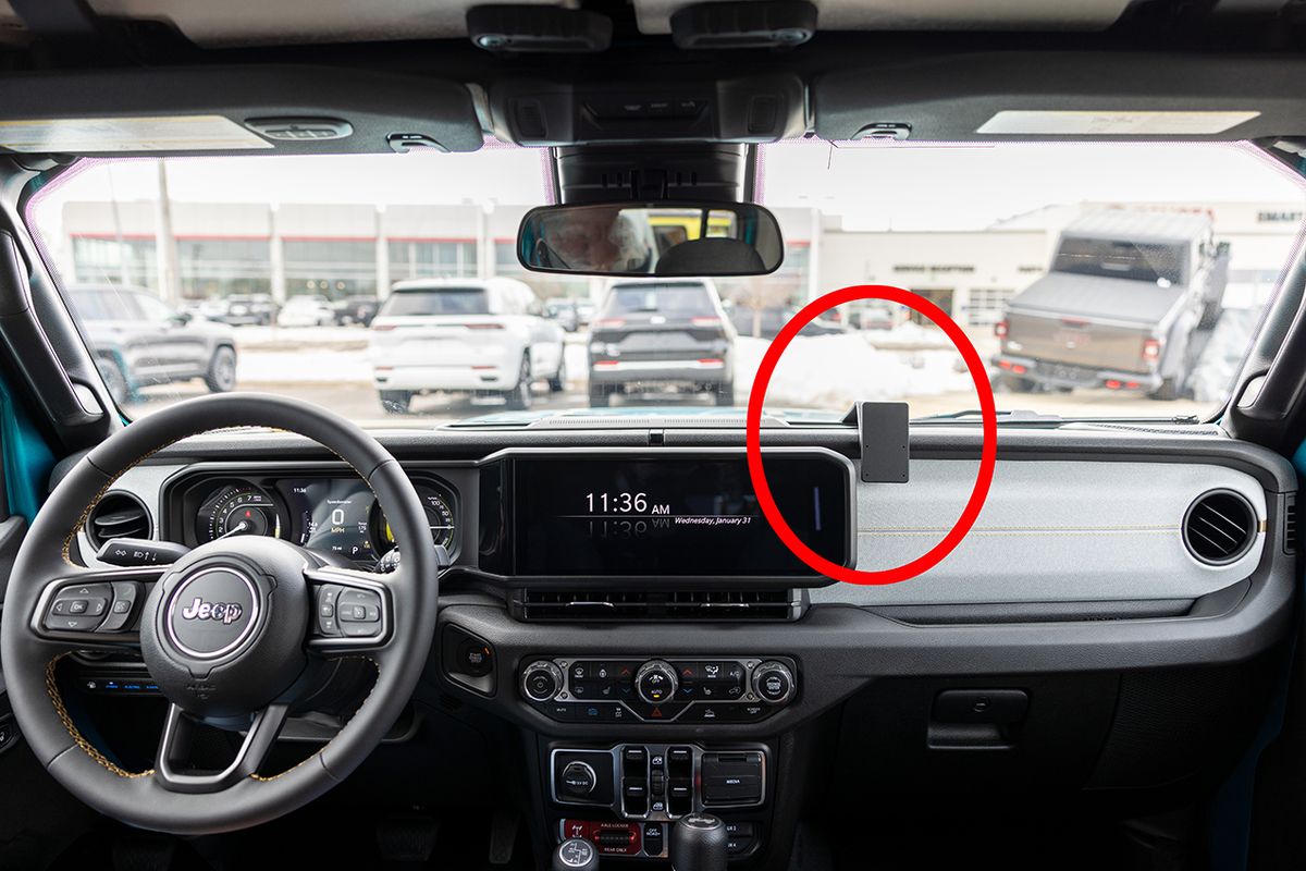 Brodit ProClip 855970 Jeep Wrangler, Gladiator 2024--> Senter