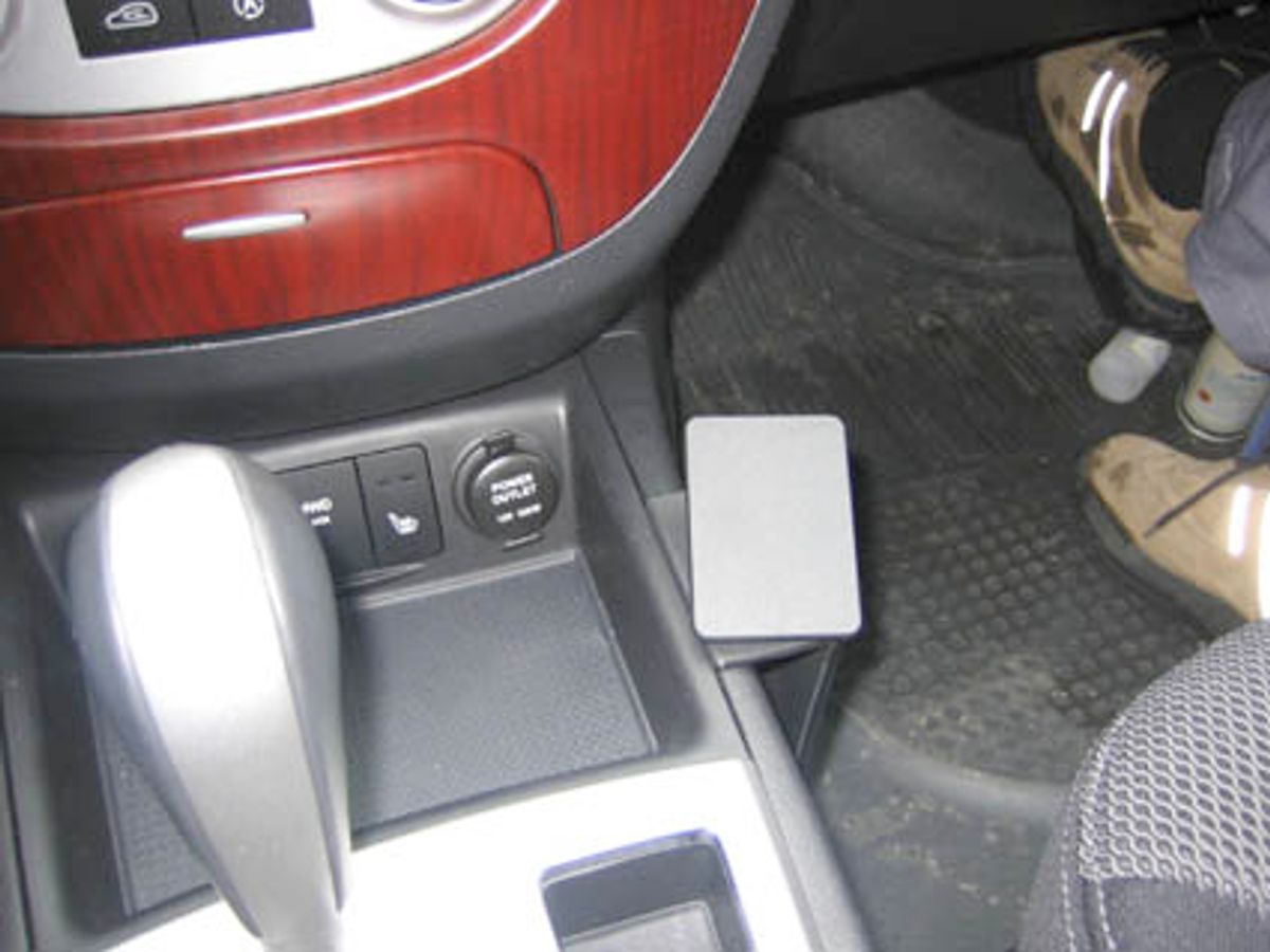 Brodit ProClip 833805 Hyundai Santa Fe 2006-2012 Konsoll