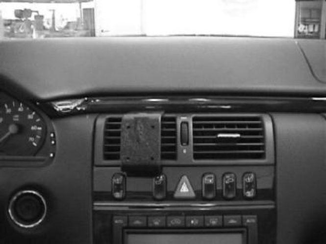 Hovedbilde Brodit ProClip 852198 Mercedes Benz E-klasse W210 Senter