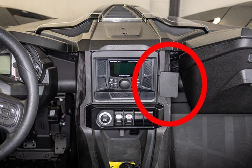 Brodit ProClip 856006 Polaris Slingshot 2021 --> Vinklet