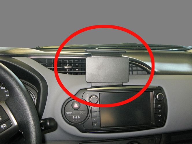 Hovedbilde Brodit ProClip 213537 Forsterket Toyota Yaris 2015-2019 Senter