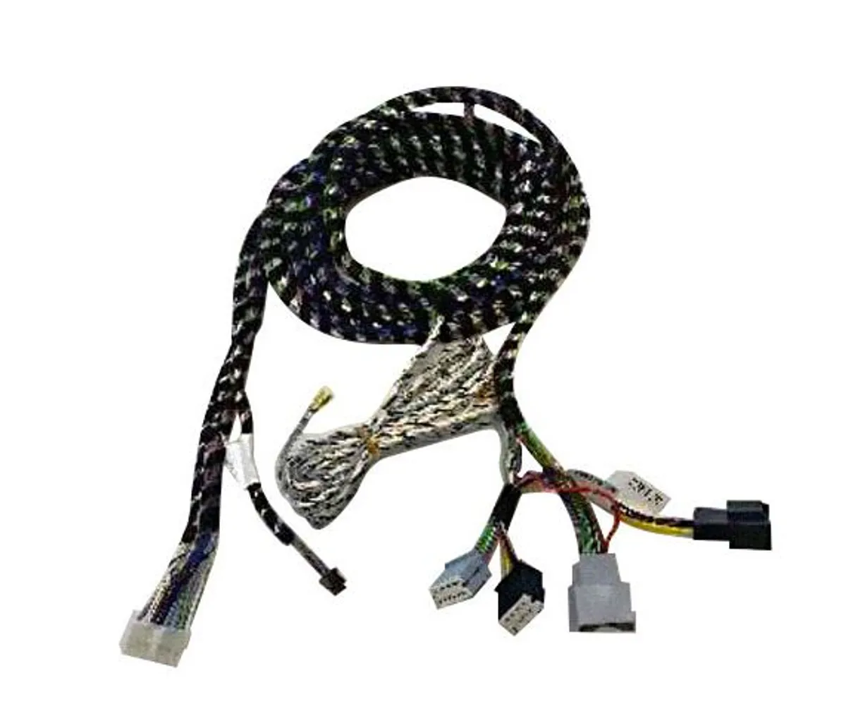 Gladen P&P kabelsett TESLA S m/Base Audio